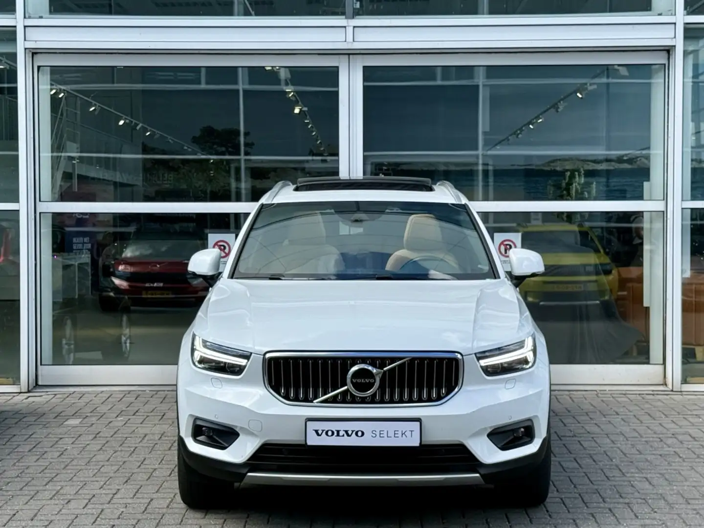 Volvo XC40 T5 262PK Recharge Inscription| Panodak| Adap.Cruis Wit - 2