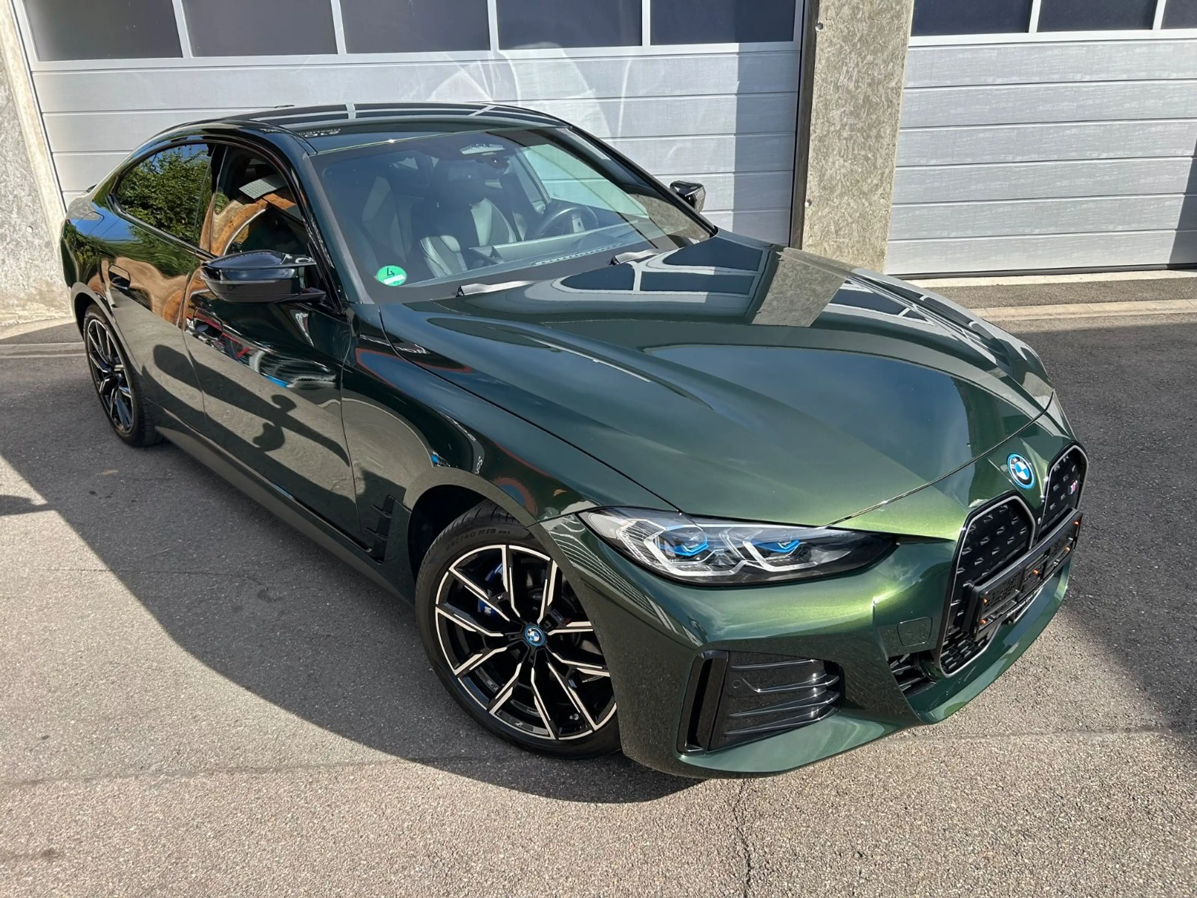 BMW i4 M50 Laserlicht ACC DrvProf ESitze H&K HUD 360 — photo 11