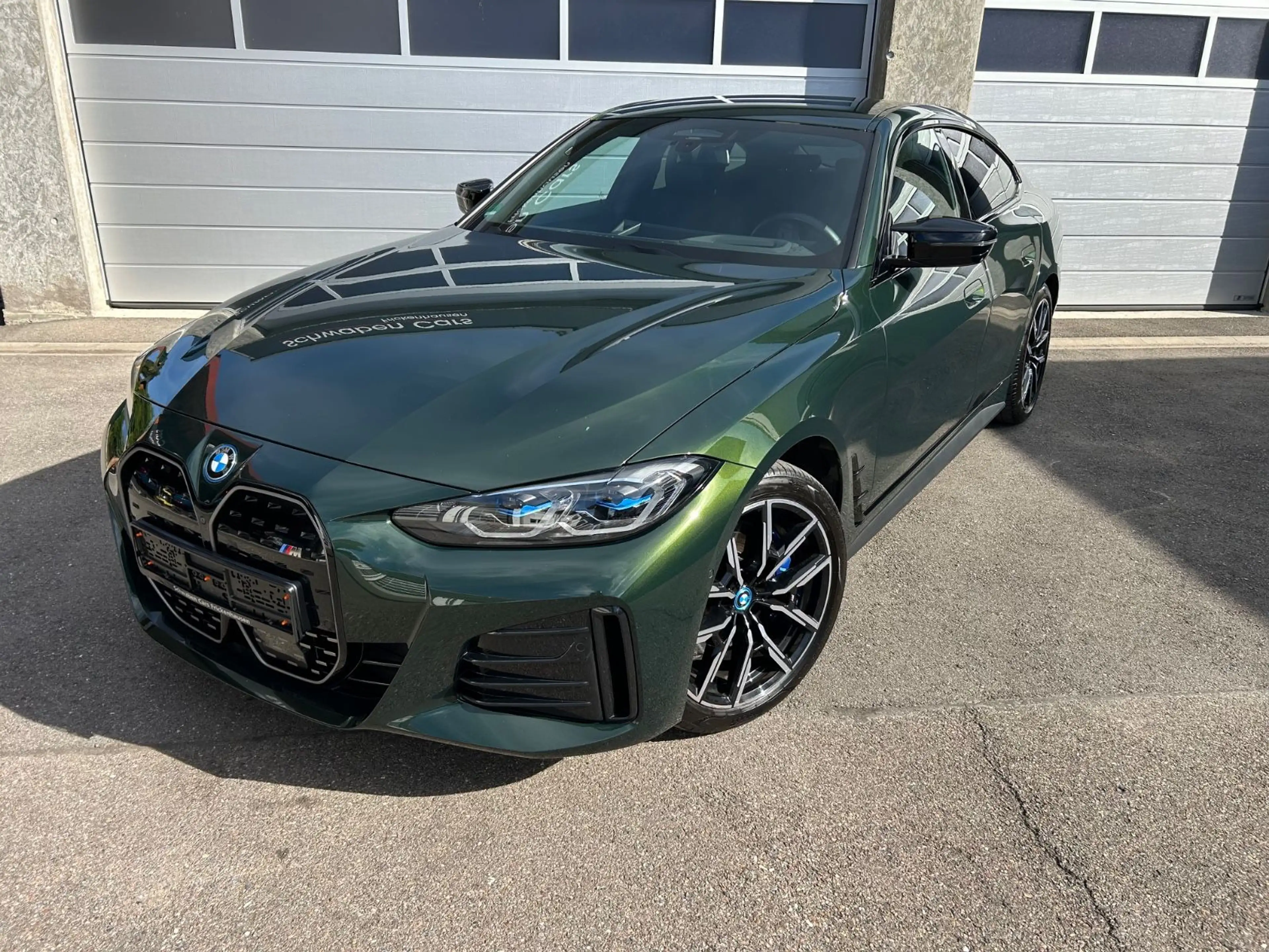 BMW i4 M50 Laserlicht ACC DrvProf ESitze H&K HUD 360 — photo 4