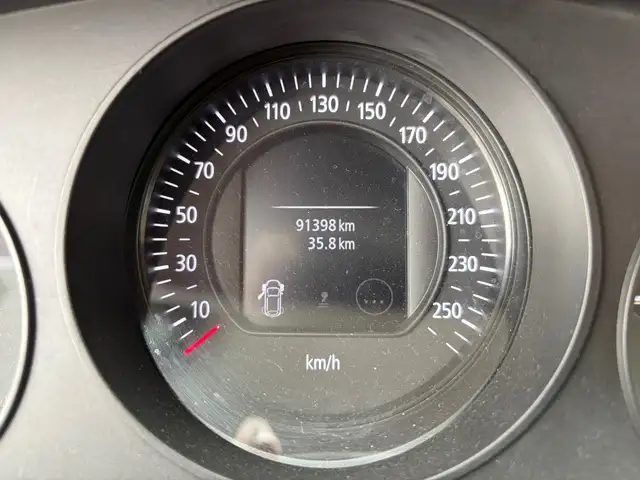 Renault Scenic view 10
