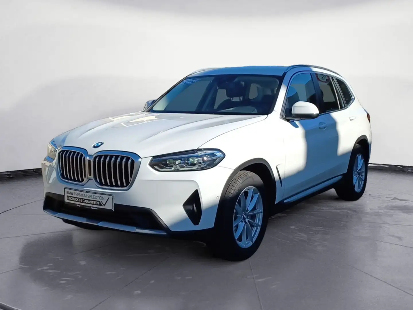 BMW X3 xDrive20i AT *Navi*Kamera*Ambiente*AHK*HIFI*L Blanc - 2