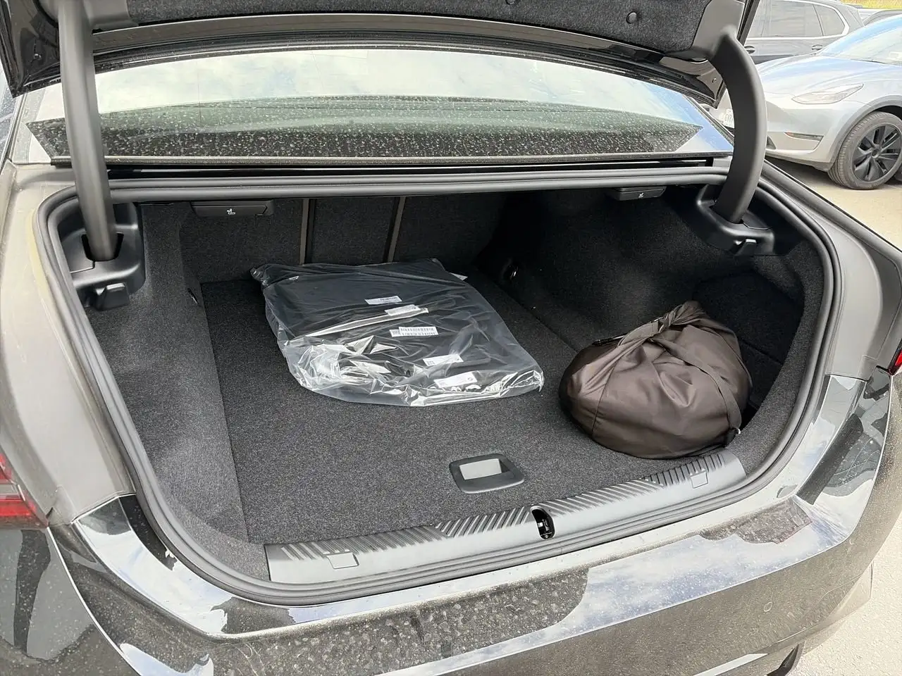 BMW i5 снимка BMW i5