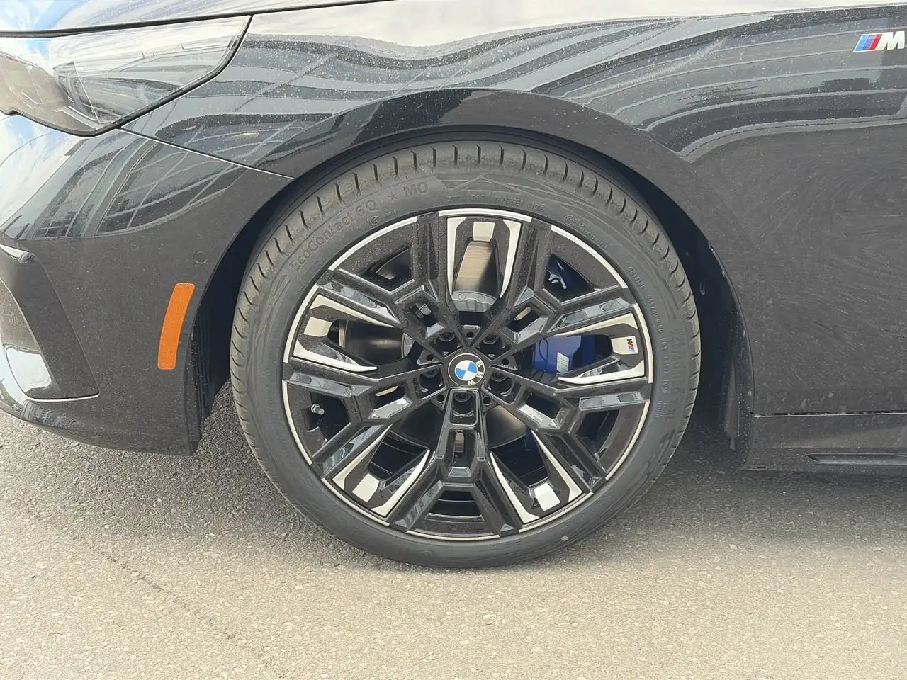 BMW i5 снимка BMW i5