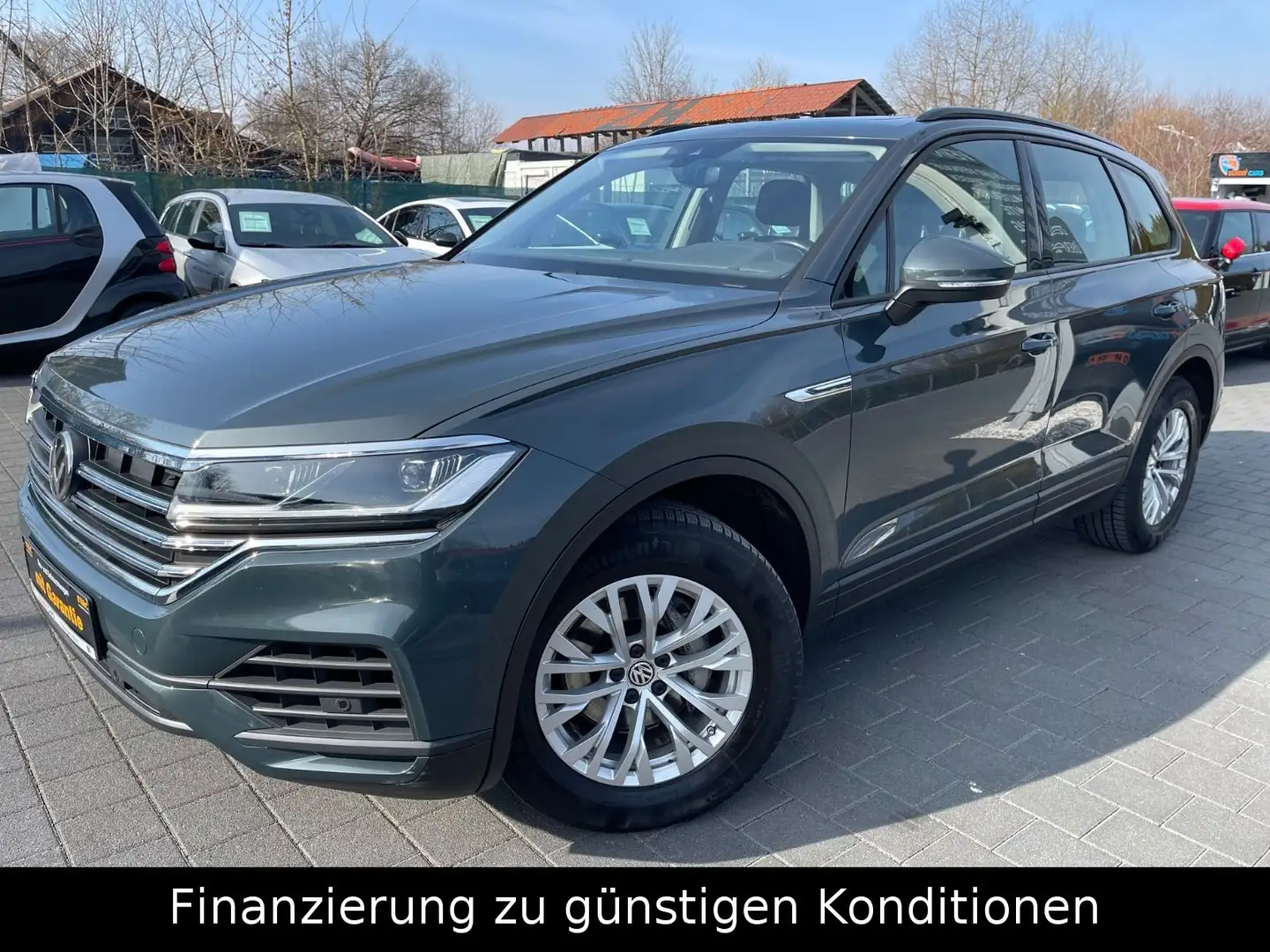 Volkswagen Touareg 4Motion *PANO*AHK*NAVI*ACC*DRIVE-ASSYST* Grün - 1