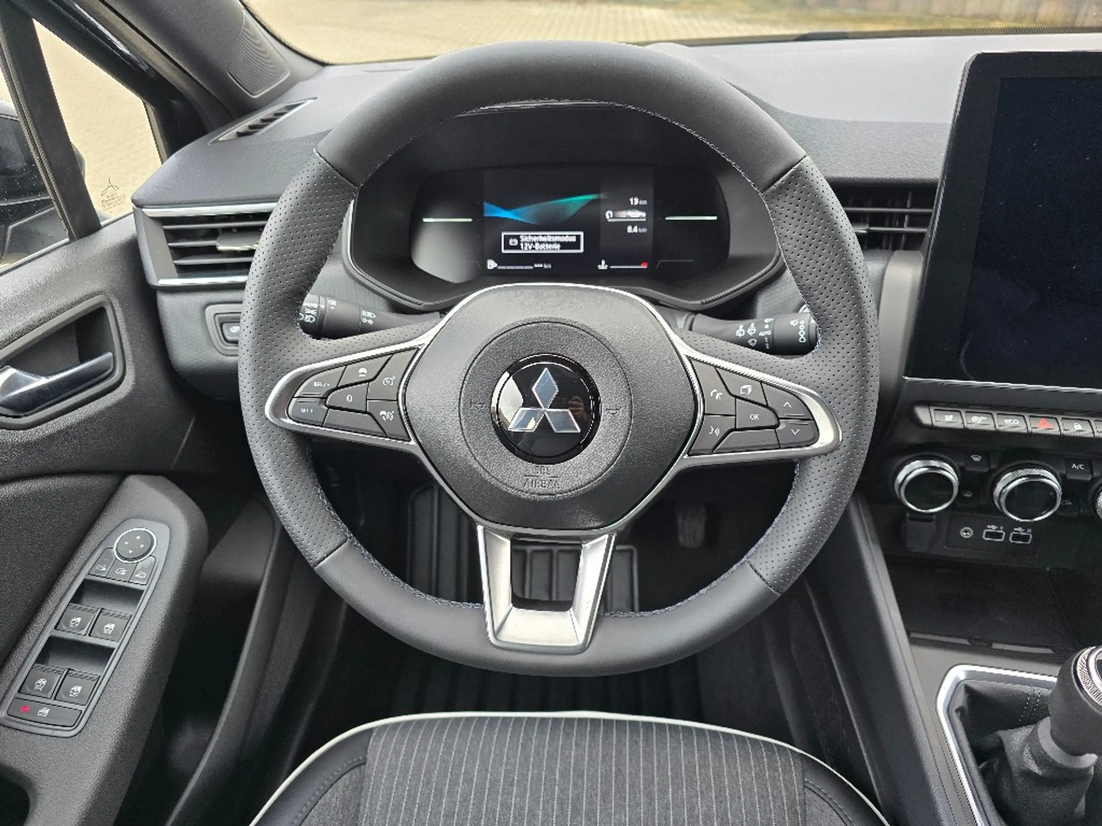 Mitsubishi Colt Select 1.0 T-Benziner 6-Gang — photo 13