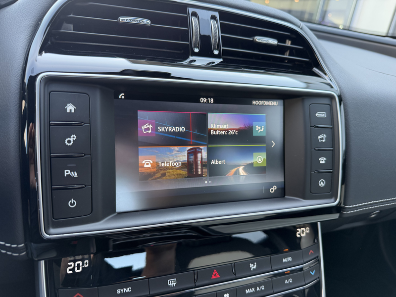 Jaguar XE 2.0 D R-Sport Navi-Leer — photo 7