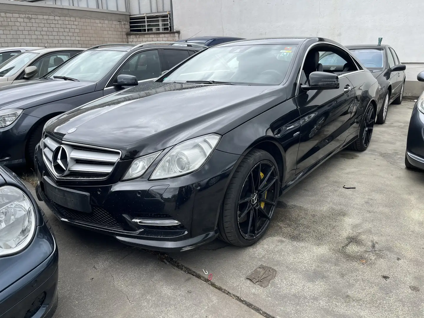 Mercedes-Benz E 500 Coupe BlueEFFICIENCY 7G-TRONIC Avantgarde - 1