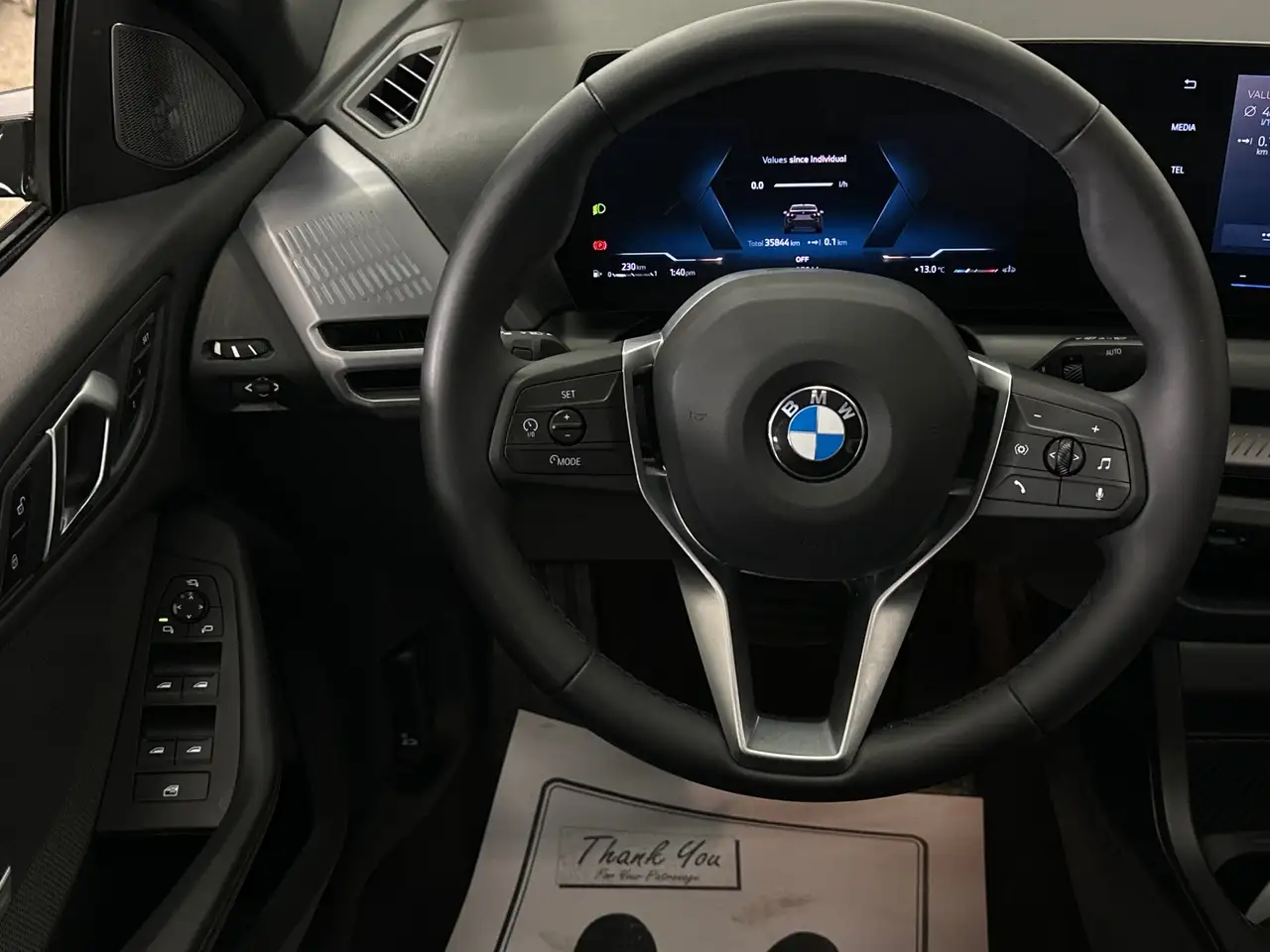 BMW 2 Series снимка BMW 2 Series