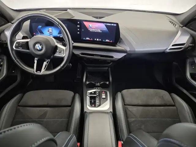 BMW 1 Series view 9