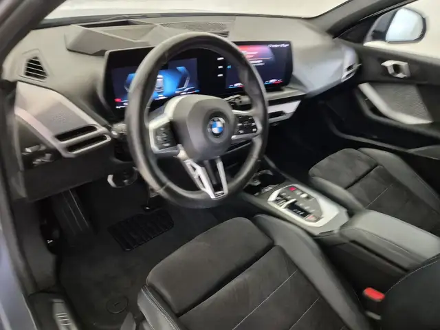 BMW 1 Series view 7