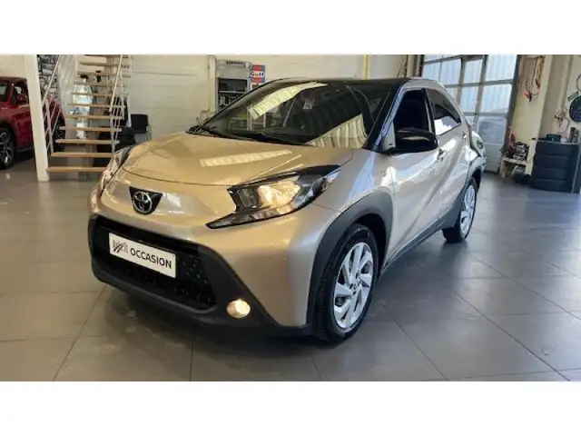 Toyota Aygo X 1.0i VVT-i X pulse CVT