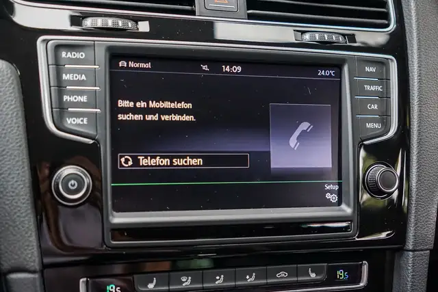 Volkswagen Golf view 9