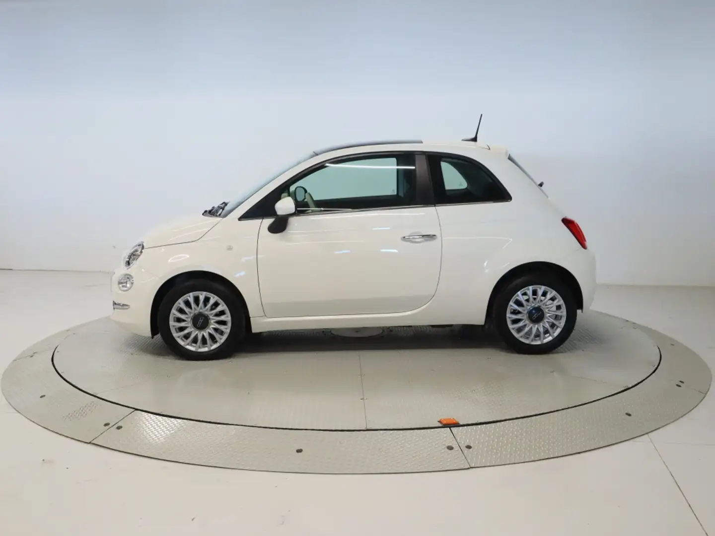 Fiat 500 1.0 MHEV MONOTRIM 70 3P Wit - 2