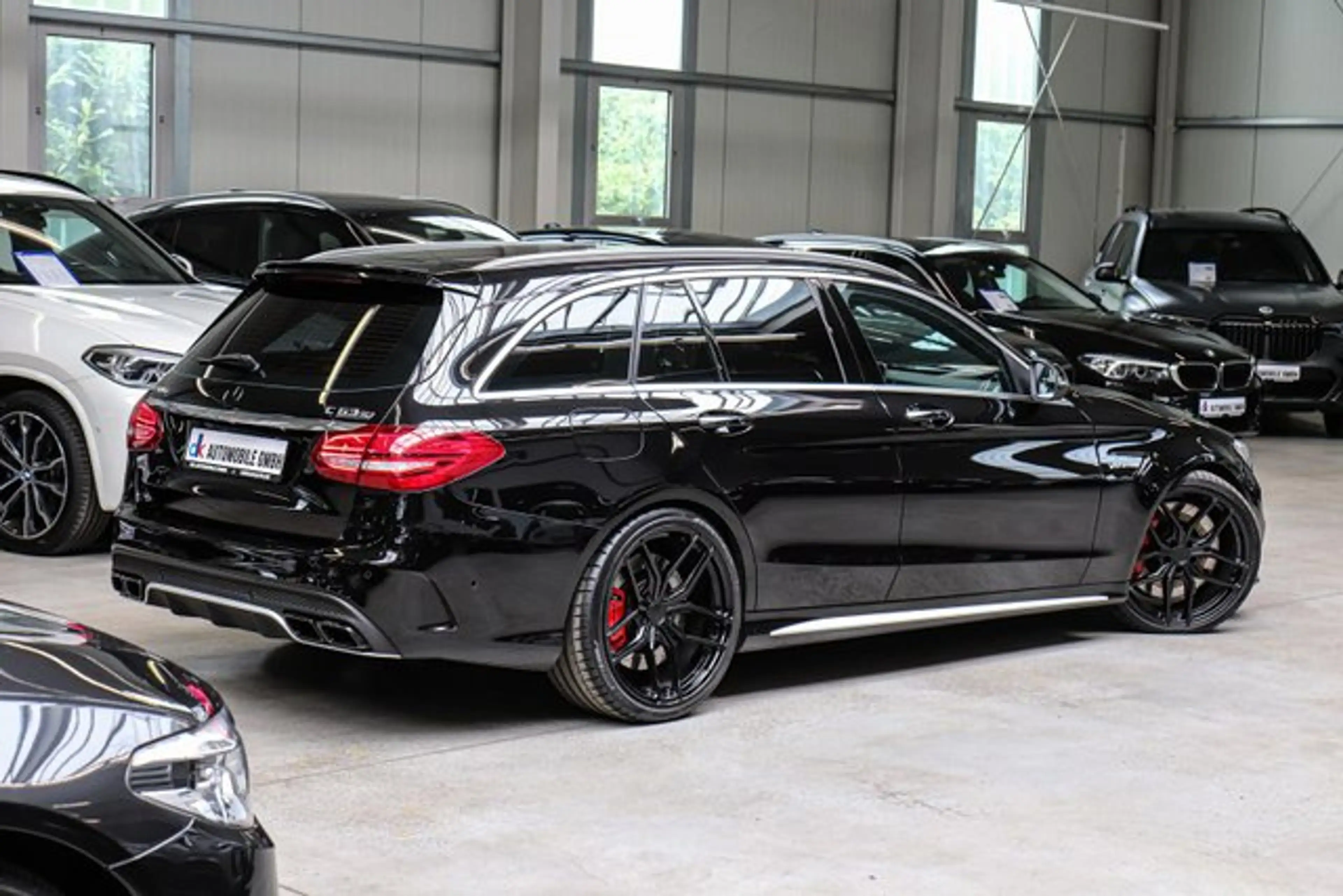 Mercedes-Benz C 63 AMG S Aut/BURMESTER/KAMERA/PANORAMA/HUD/LED/ — photo 8