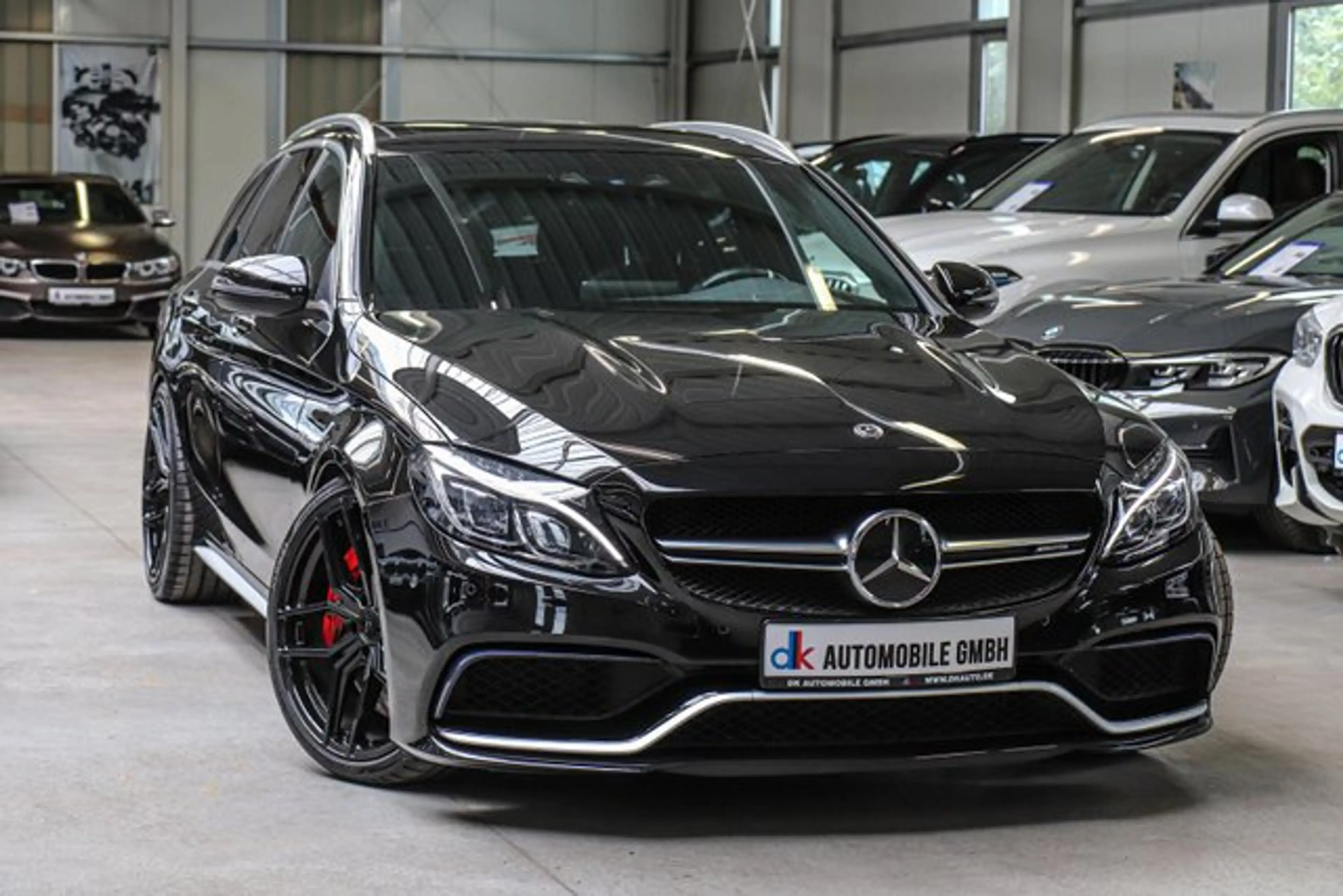 Mercedes-Benz C 63 AMG S Aut/BURMESTER/KAMERA/PANORAMA/HUD/LED/ — photo 2