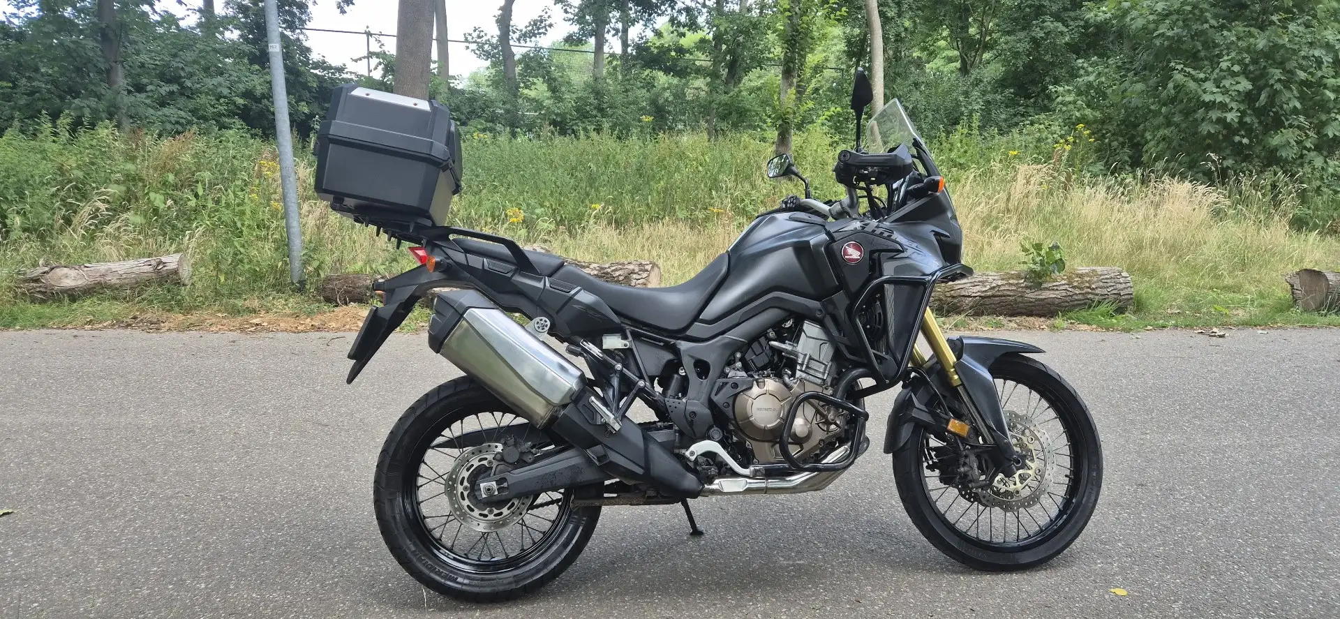 Honda CRF 1000 Africa Twin CRF1000L crna - 2