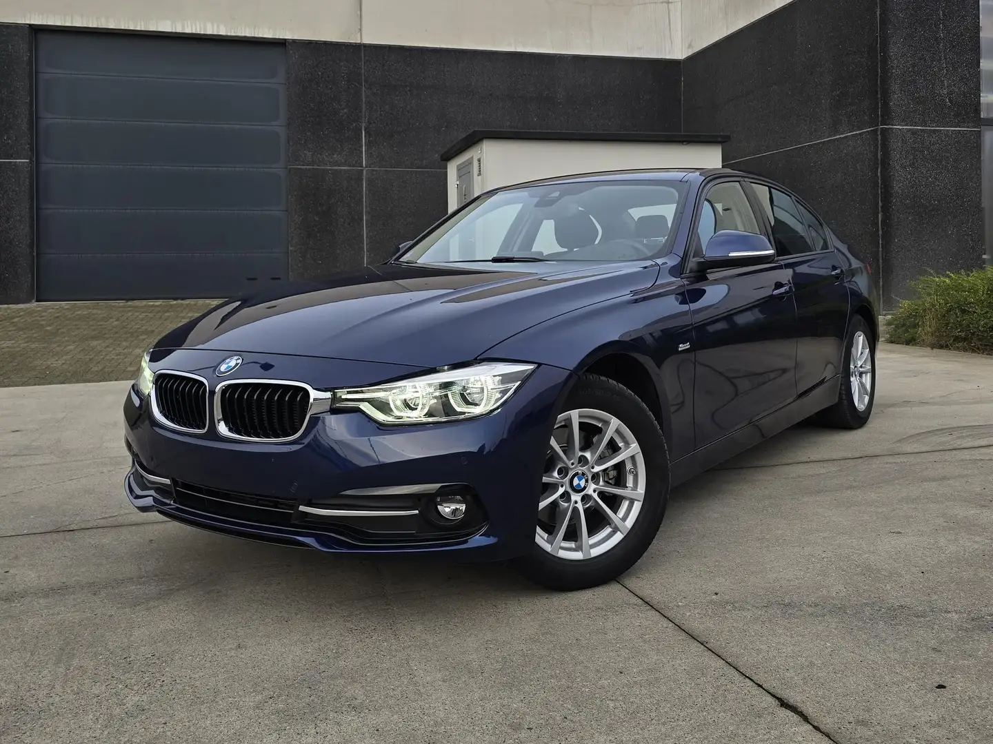 BMW 318 318i Sport Line/garantie/dealer onderhouden Bleu - 1