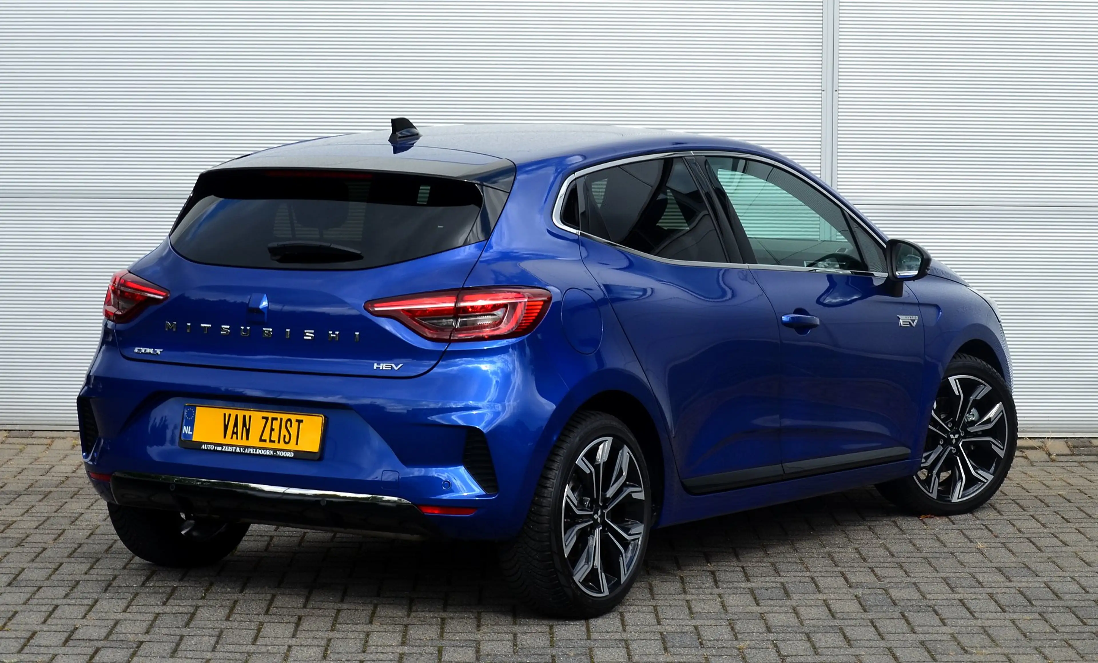 Mitsubishi Colt HEV 1.6 A/T FIRST EDITION | FULL HYBRID | ADAPTIEF — photo 3