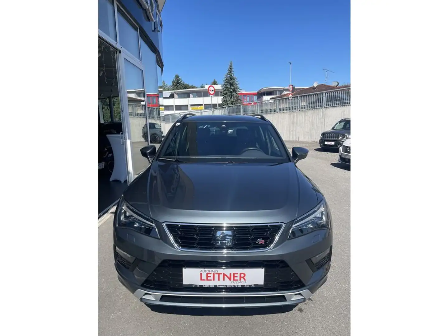 SEAT Ateca FR Grau - 2