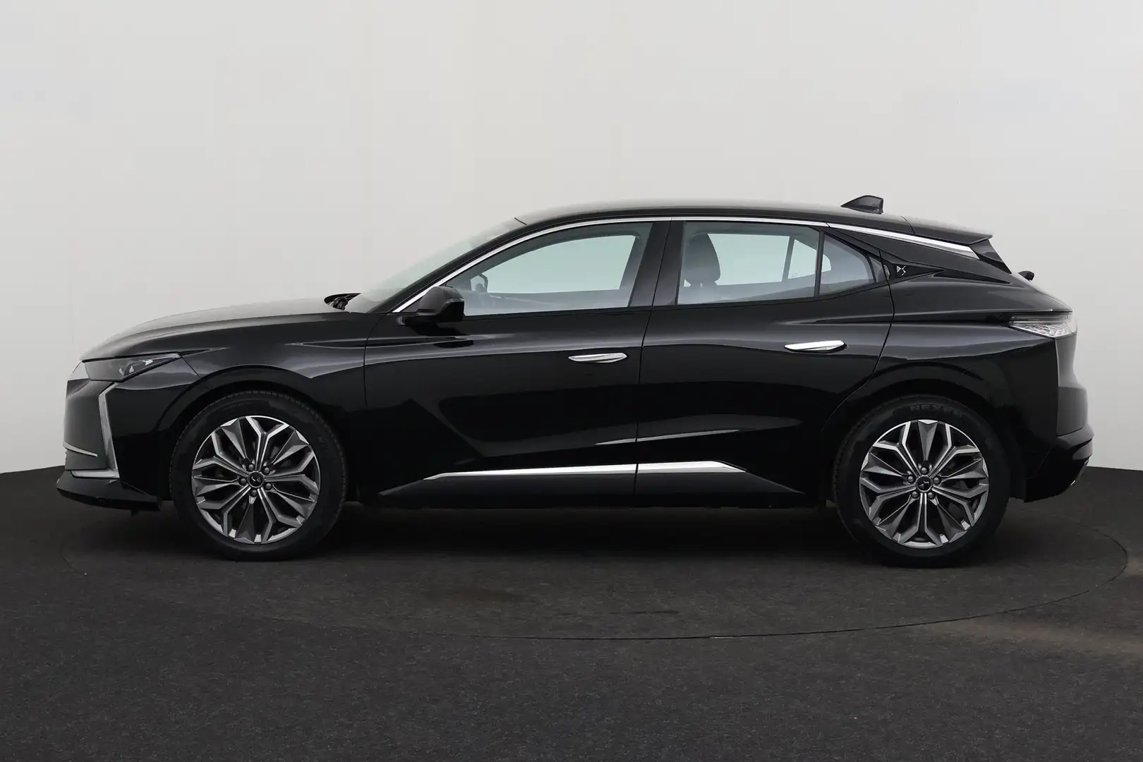 DS Automobiles TROCADERO 1.2 PURETECH  EAT8  + A/T + GPS + CARPLA - 2
