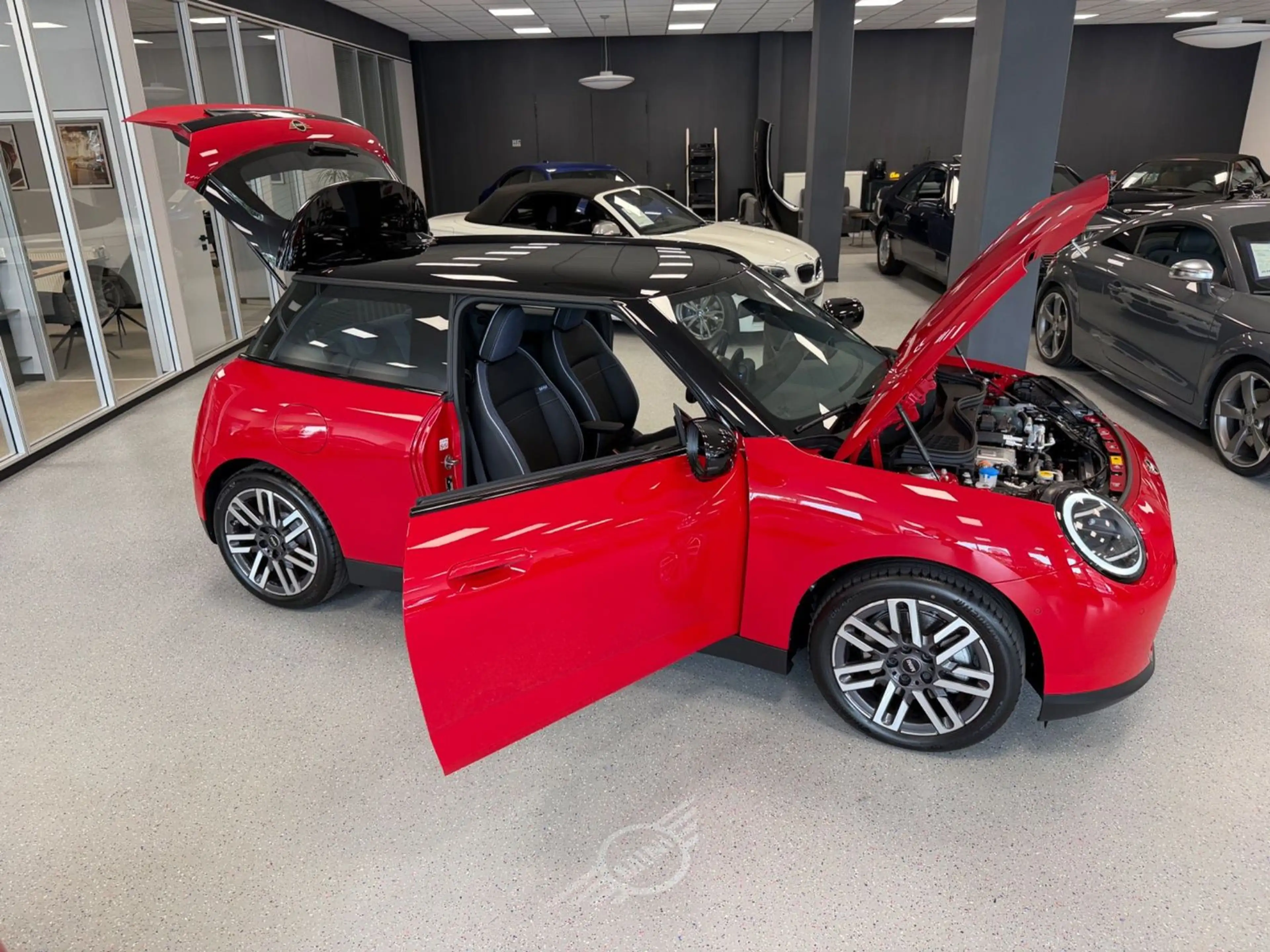 MINI Cooper E Classic Trim|Paket S|Kam.|Tempom.|591km — photo 3