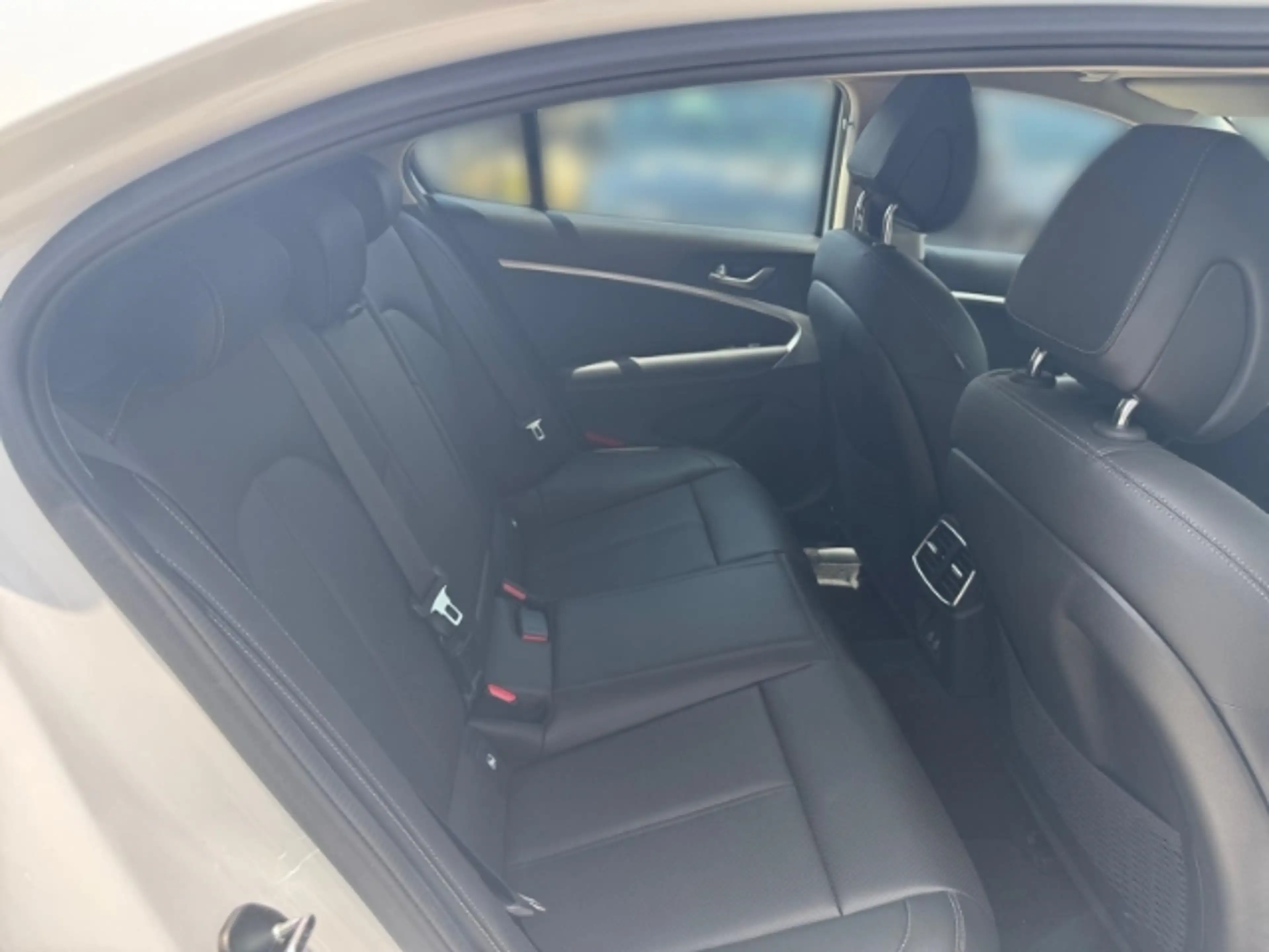 Genesis G70 Shooting Brake 2.2D RWD Premium Navi Leder LED Spe — photo 13