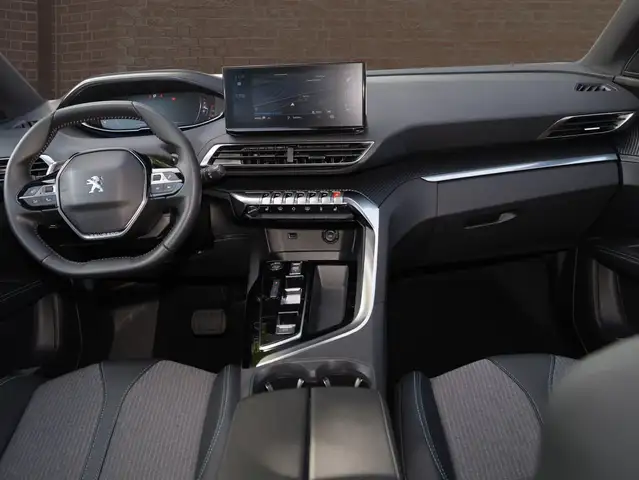Peugeot 3008 view 13