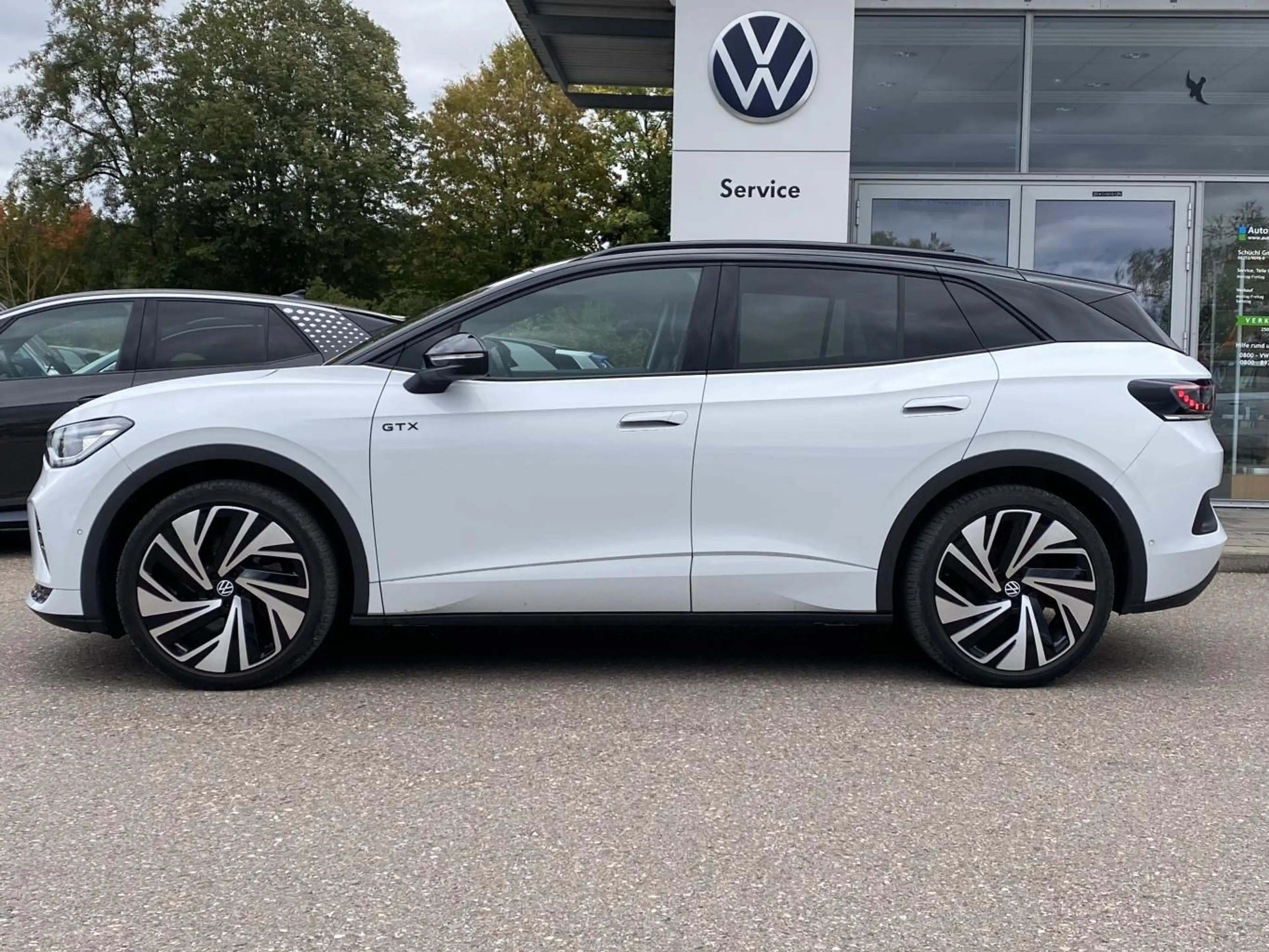 Volkswagen ID.4 GTX 4-MOTION WÄRMEPUMPE+AHK+APP-CONNECT+36 — photo 2