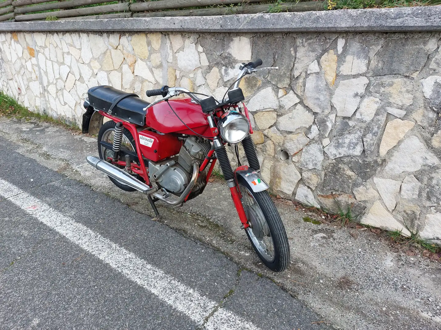 Moto Guzzi Stornello 125 Red - 2
