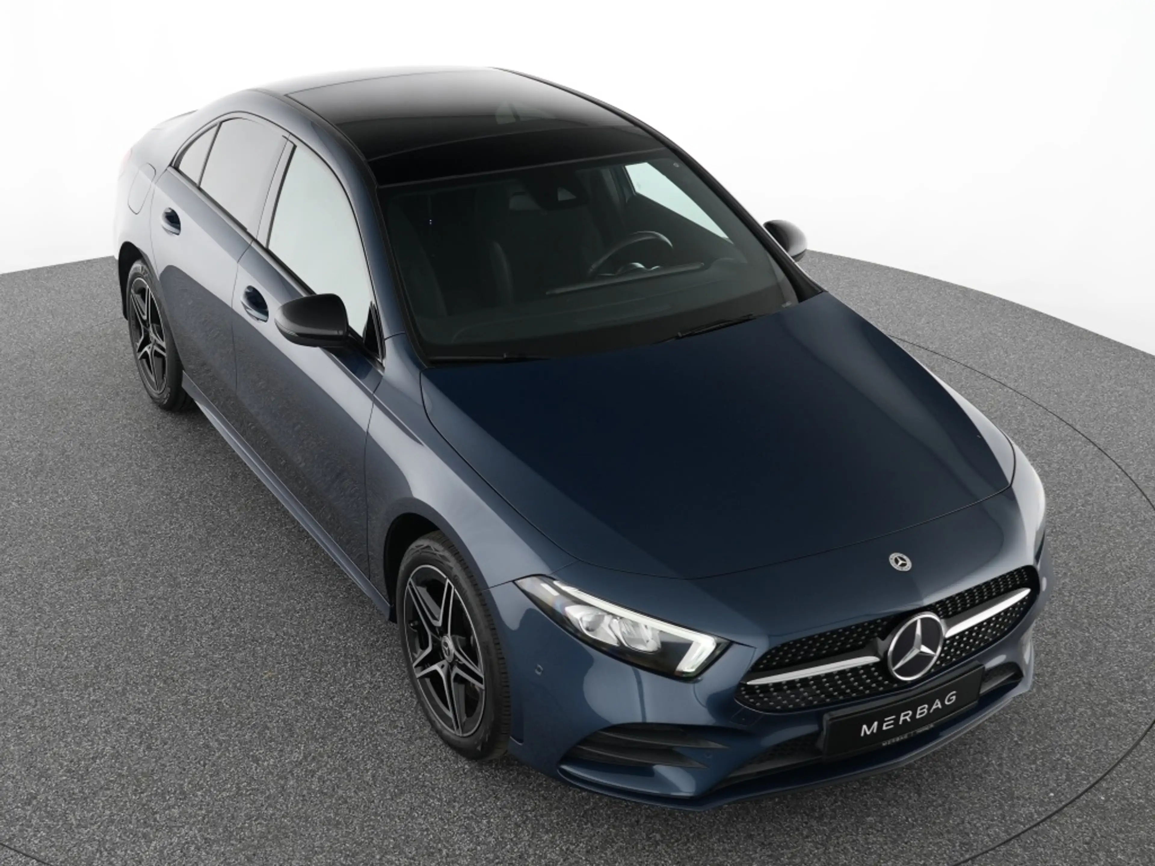 Mercedes-Benz A 250 e Lim AMG Night Pano LED Navi Automatik — photo 10
