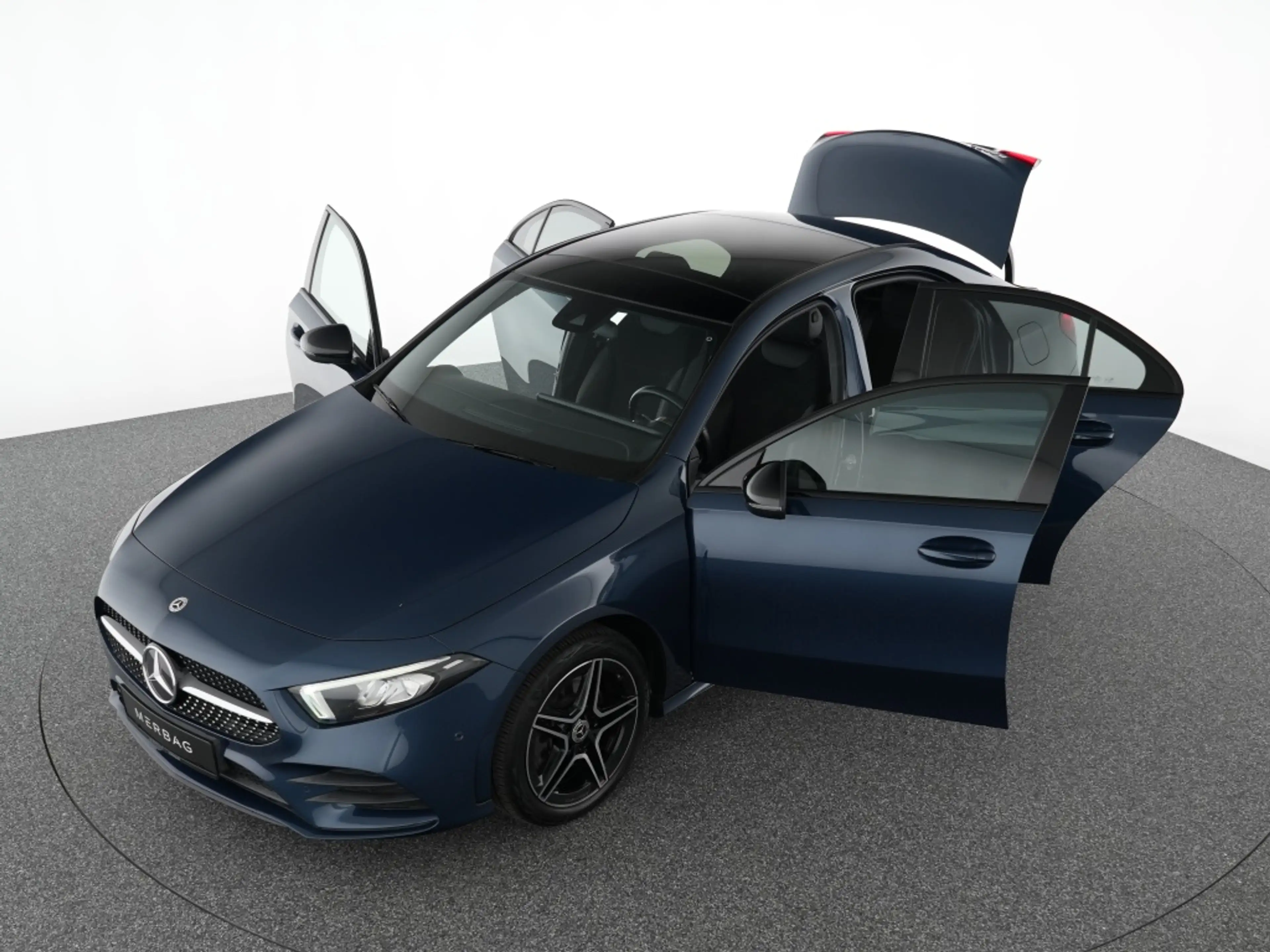 Mercedes-Benz A 250 e Lim AMG Night Pano LED Navi Automatik — photo 12