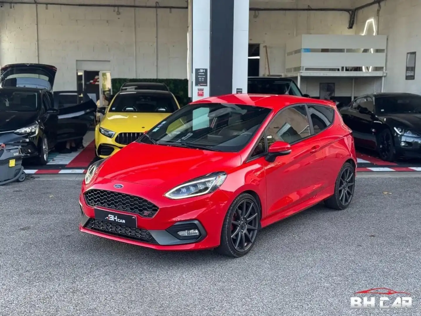 Ford Fiesta 1.5 ECOBOOST 200cv ST / RECARO / SUIVI Rouge - 1