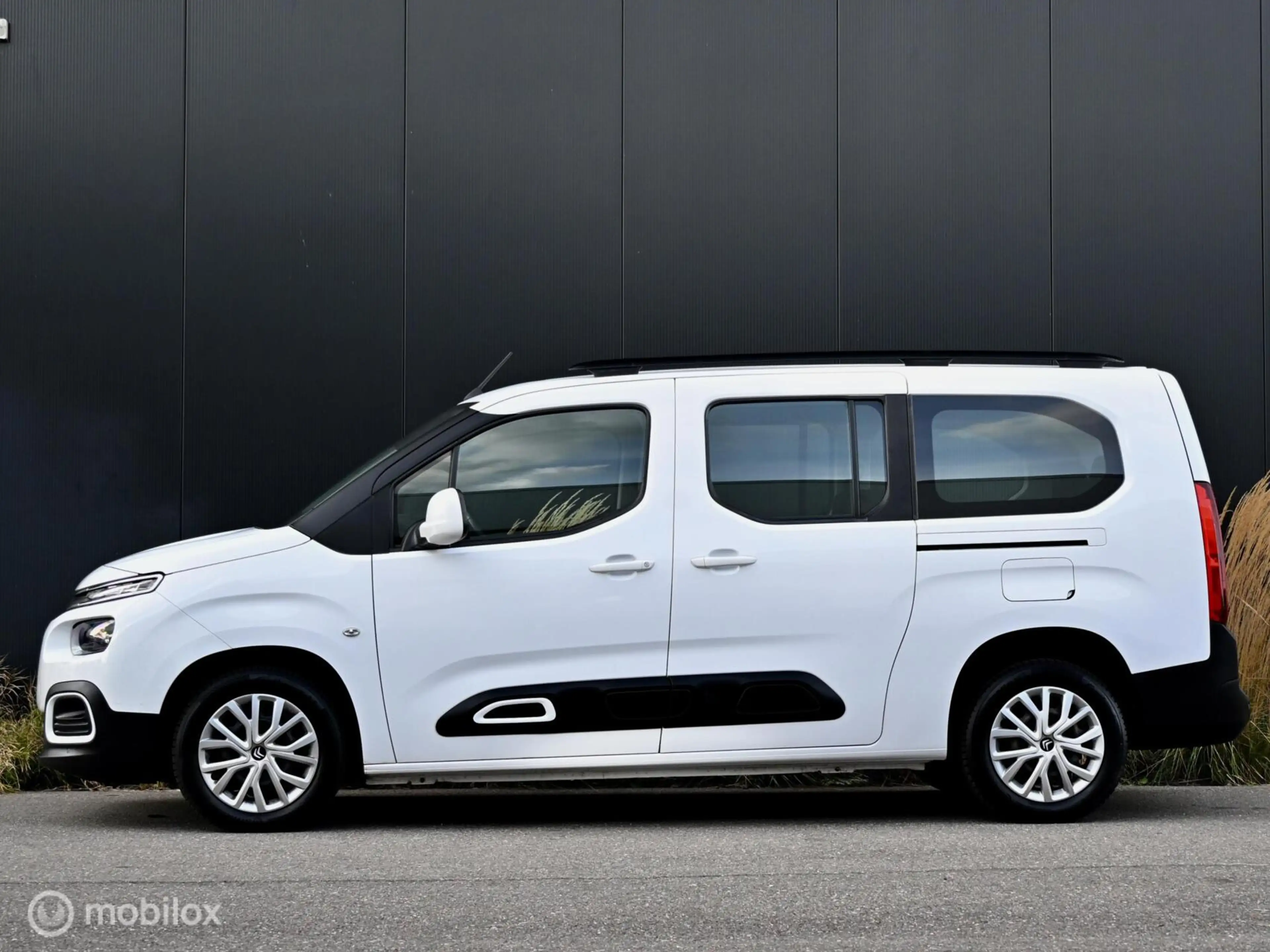 Citroen Berlingo XL Feel 110pk I 7 zitplaatsen I Trekhaak I — photo 2