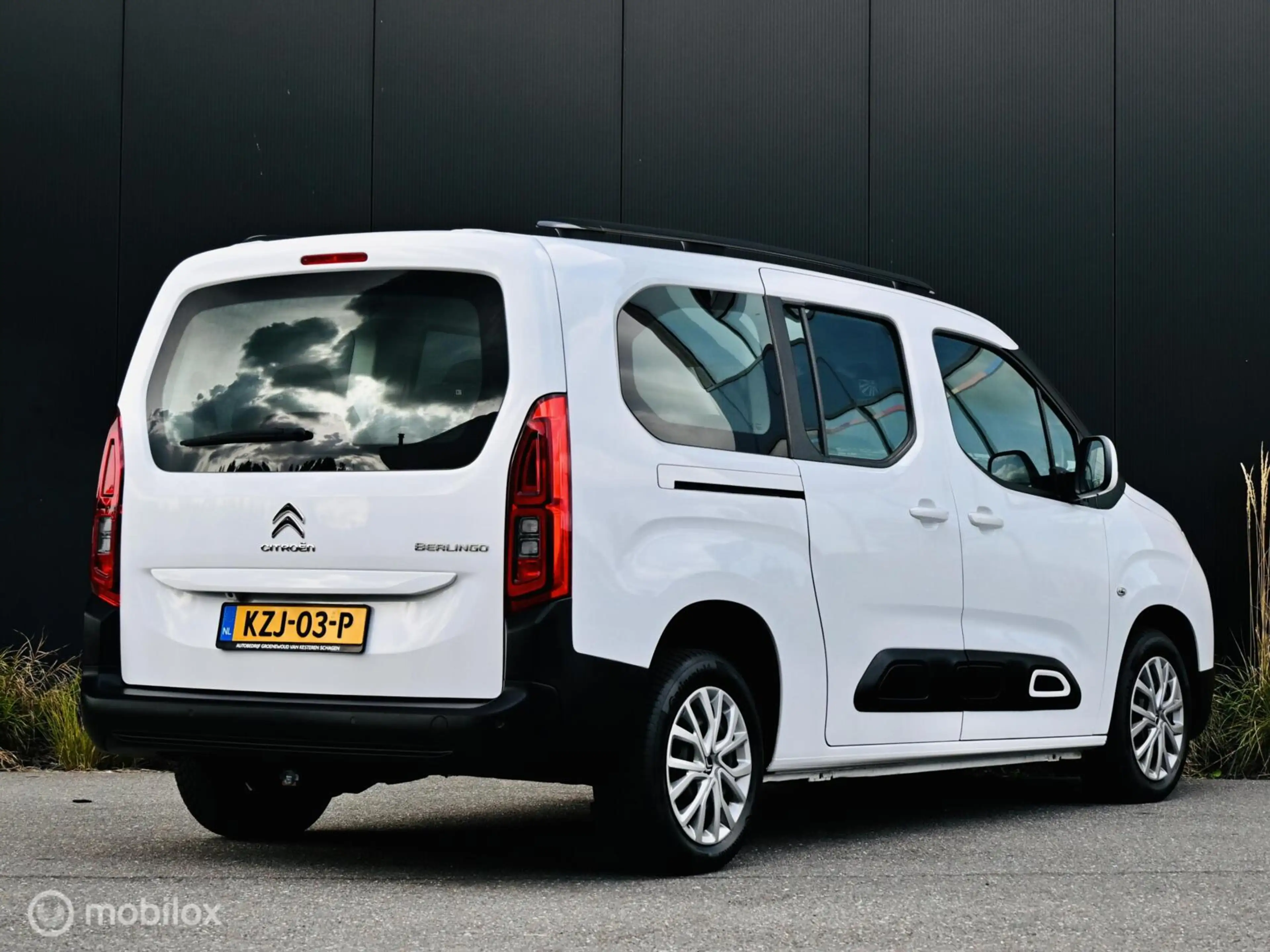 Citroen Berlingo XL Feel 110pk I 7 zitplaatsen I Trekhaak I — photo 3