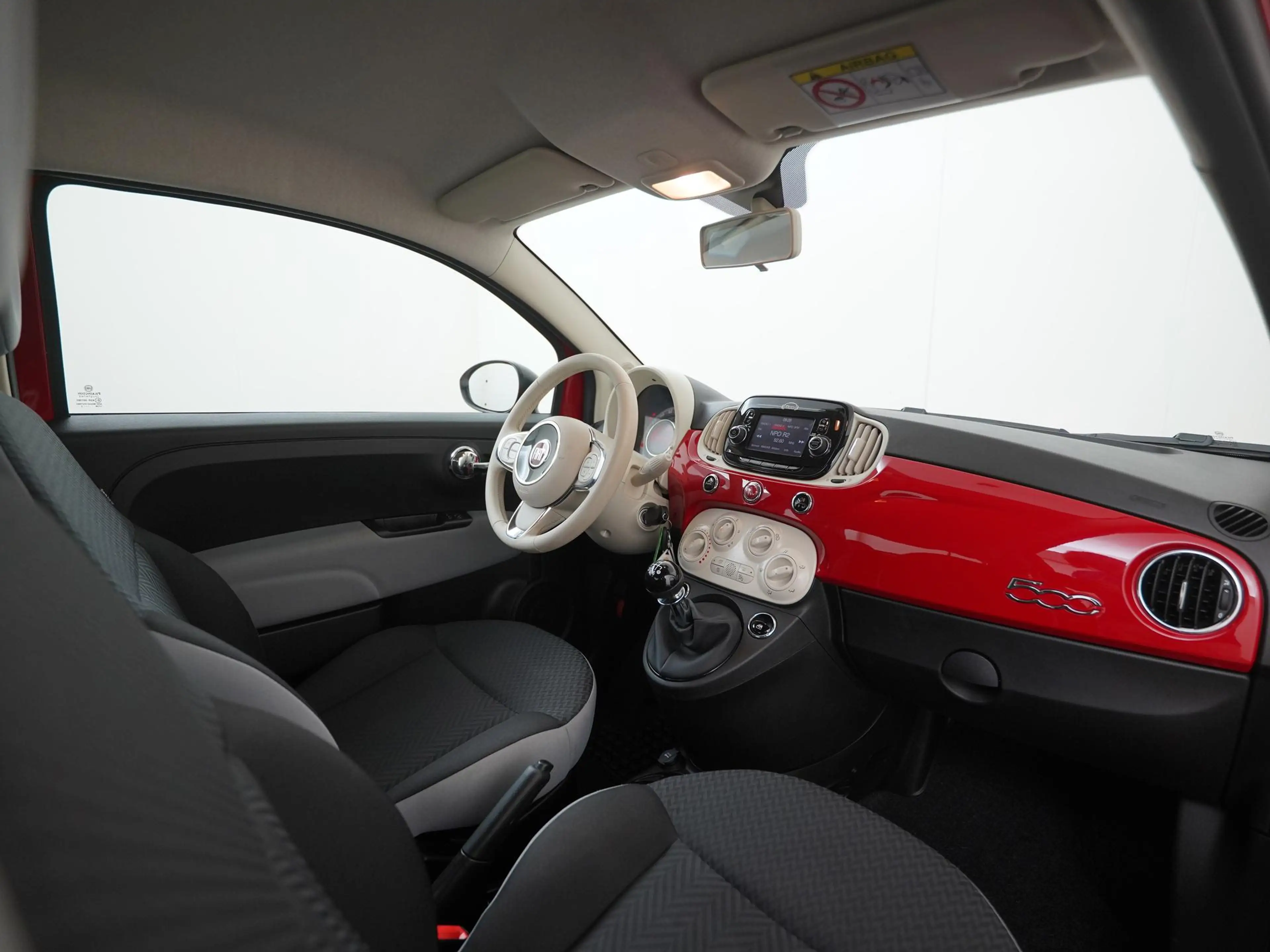 Fiat 500 1.0 Hybrid Pop | Airco | Bluetooth | Zondag Open! — photo 14