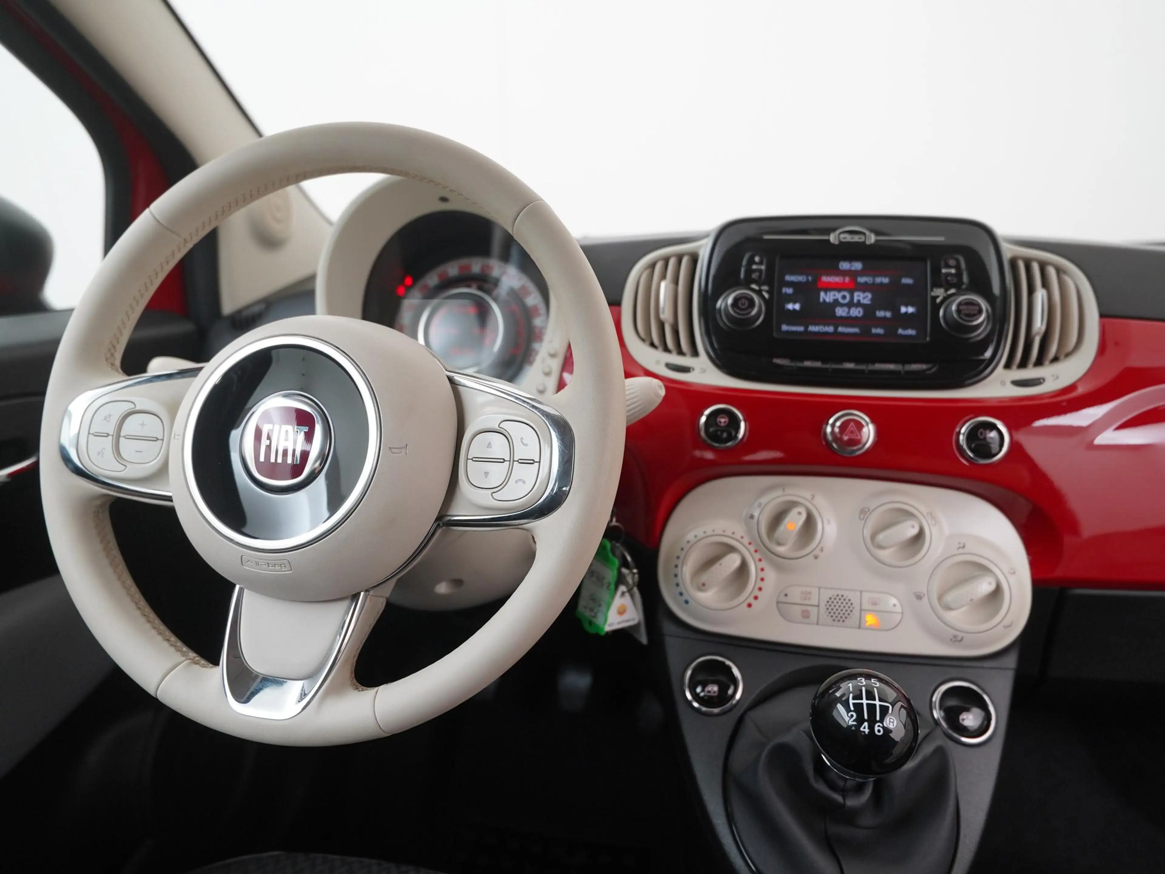 Fiat 500 1.0 Hybrid Pop | Airco | Bluetooth | Zondag Open! — photo 3