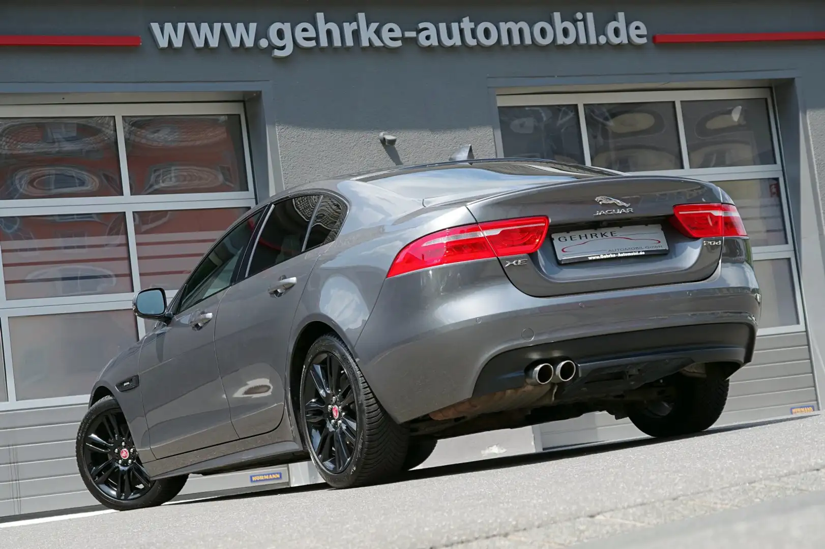 Jaguar XE XE R-Sport 20d*Navi,Sitzheiz,Jaguar-Scheckheft* Szary - 2