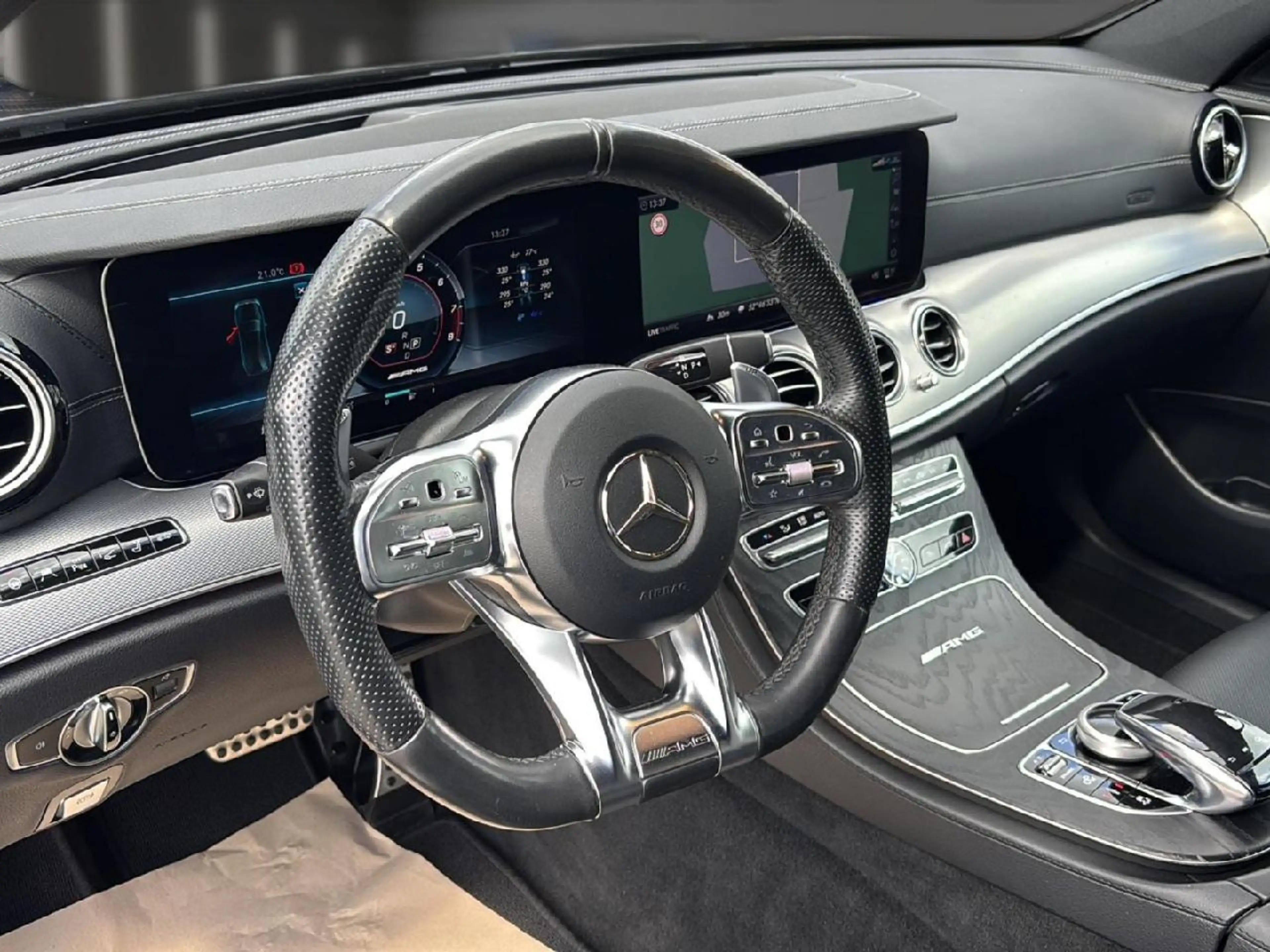 Mercedes-Benz E 63 AMG E 63 AMG 4Matic — photo 10