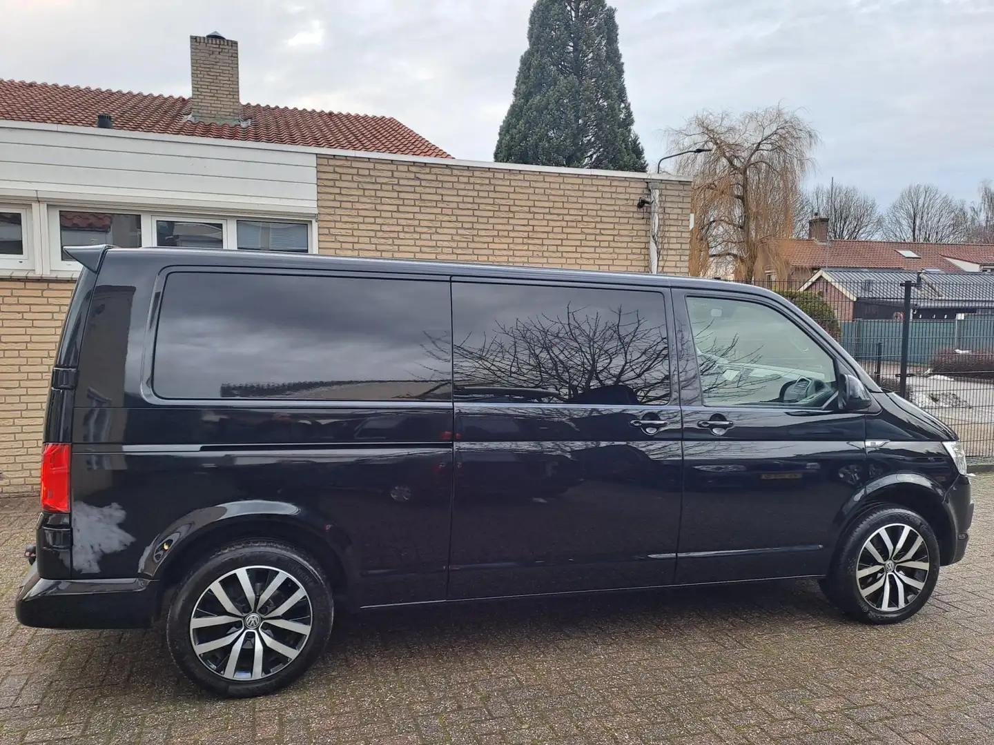 Volkswagen Transporter 2.0 TDI L2H1 DC 4Motion Highline Noir - 2