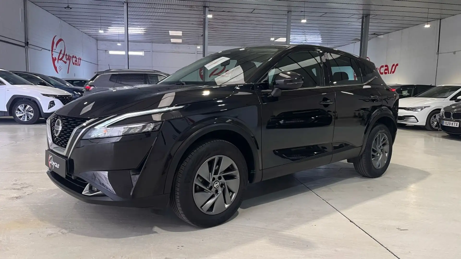 Nissan Qashqai 1.3 DIG-T mHEV 12V Acenta 4x2 Aut. 116kW Negro - 2
