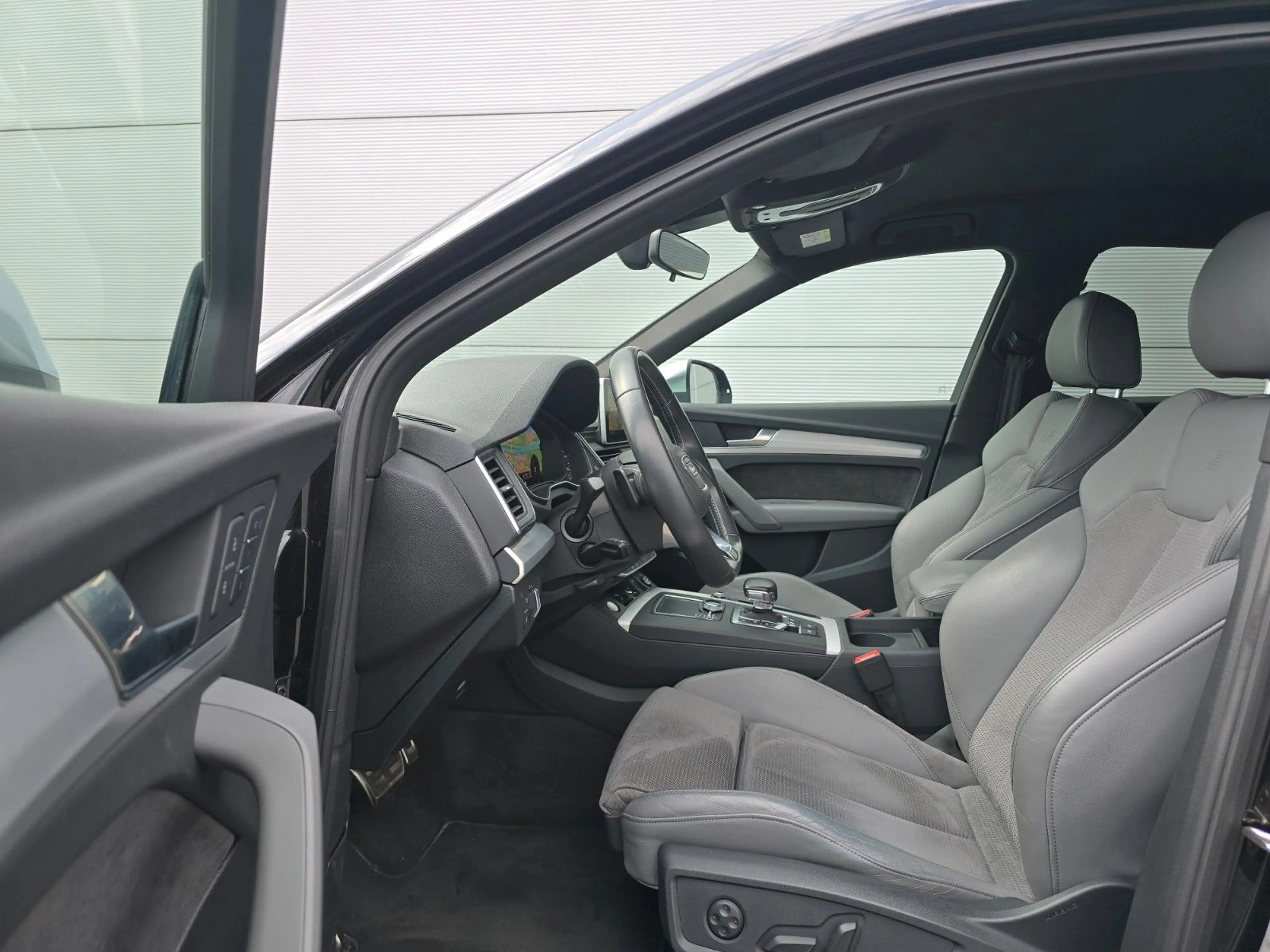 Audi SQ5 3.0 TDI quattro (Digital Tacho/Alcantara) — photo 15