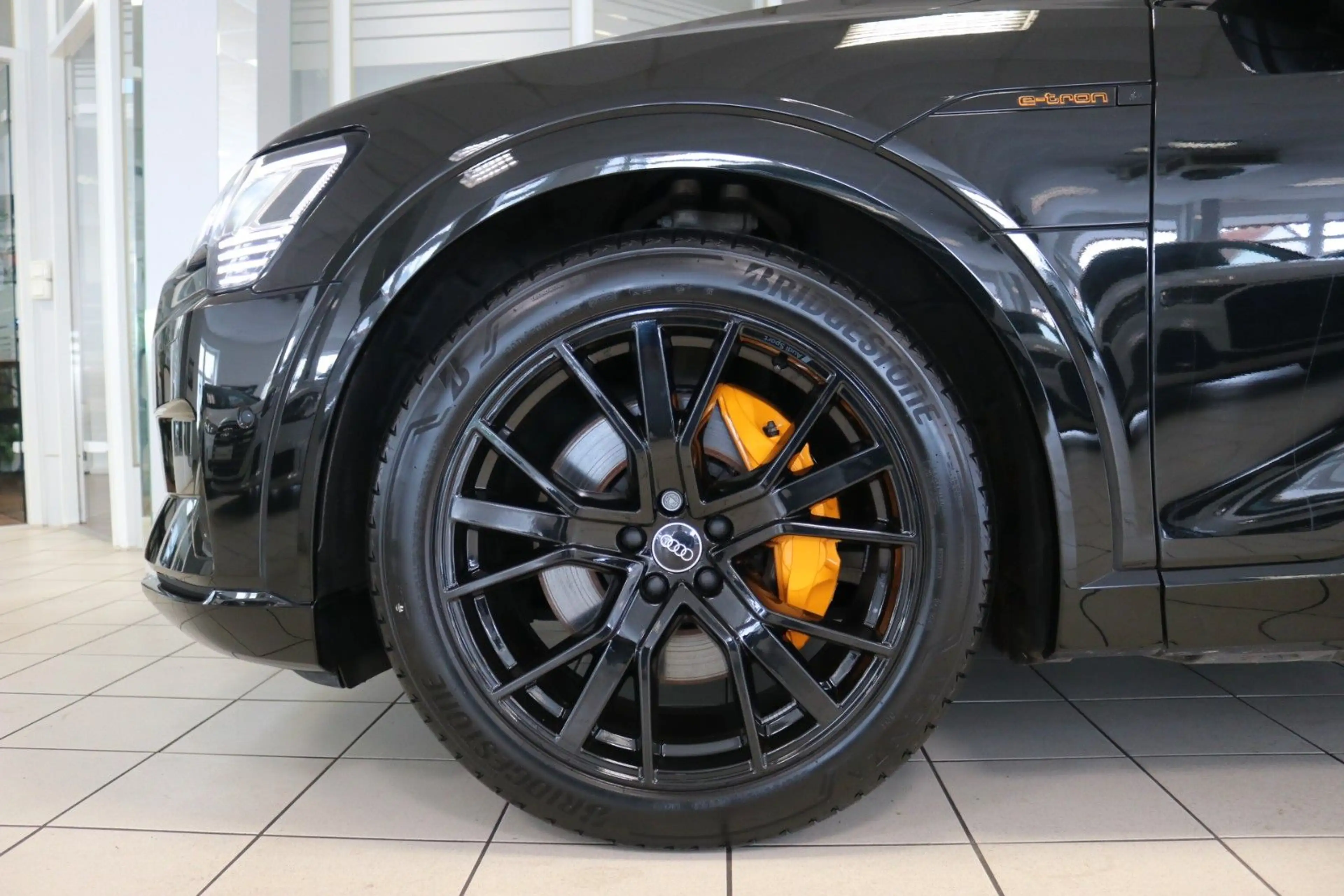 Audi e-tron 50 advanced Luft HUD Matrix Kamera 97% — photo 4