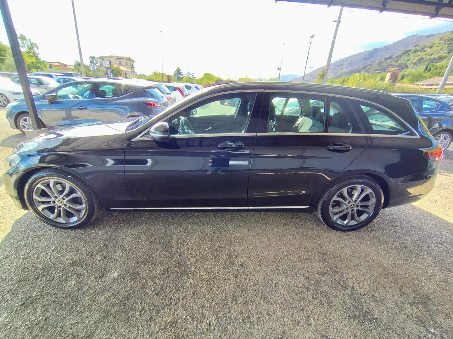 Mercedes-Benz C 220 SW d Premium auto Noir - 1