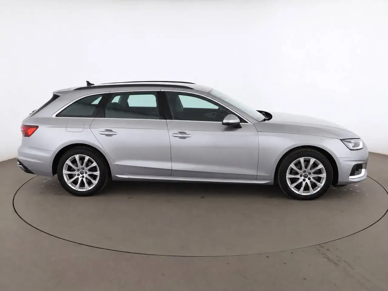 Audi A4 Avant 40 2.0TFSI MEHV Business QUATTRO 204CV S-Tronic, миниатюра 6