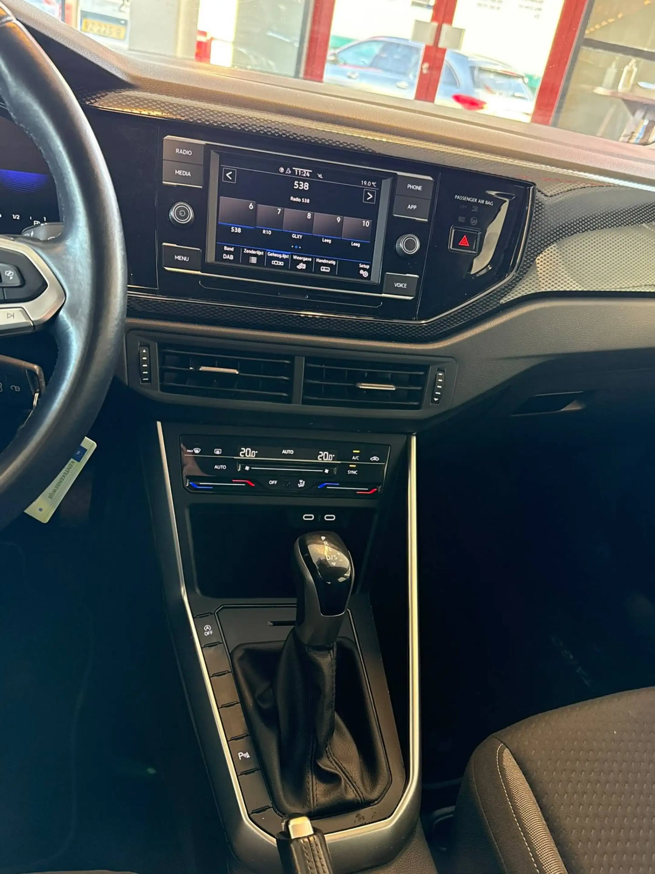 Volkswagen Taigo 1.0 TSI Life Automaat | Adaptieve cruise control | — photo 13
