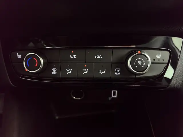 Opel Corsa view 12