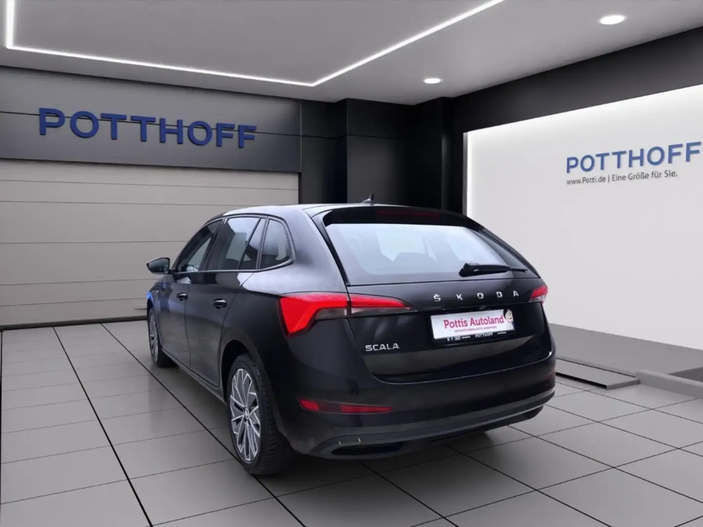 Skoda Scala 1.0 TSI DSG TOUR NAVI KAMERA ACC LM17 Schwarz - 2