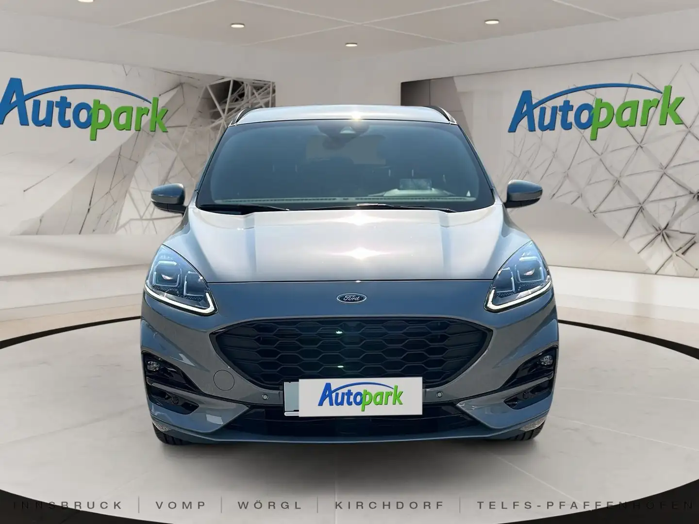 Ford Kuga ST-LINE AWD Silber - 2