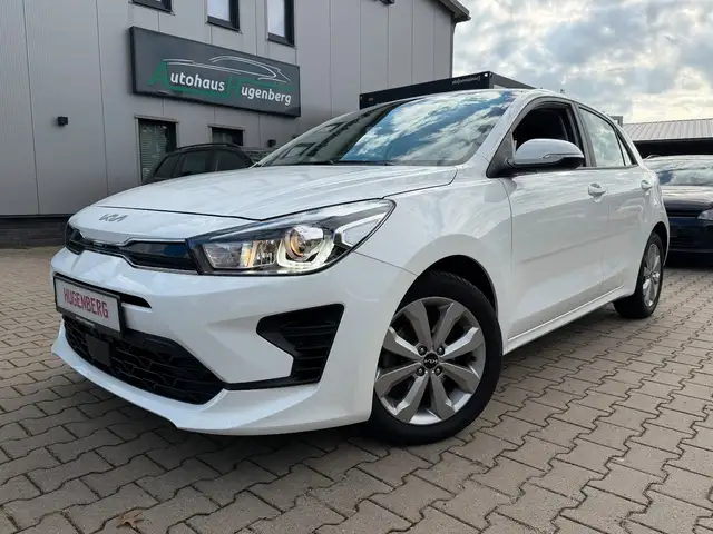Kia Rio 1.2 Vision Allwetterreifen Sitzheizung etc.