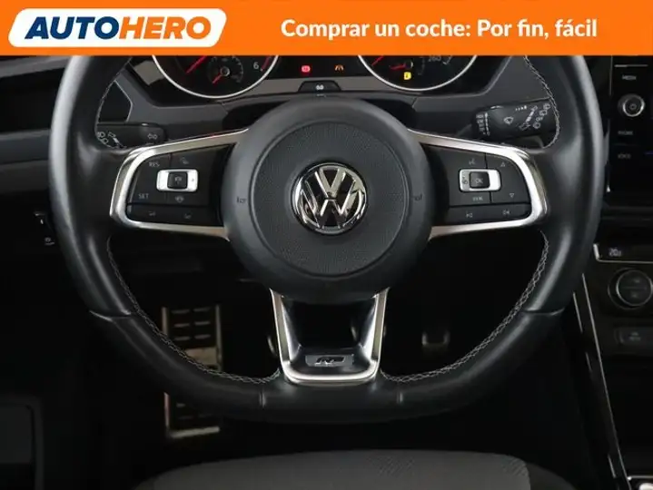 Volkswagen Touran 2019, foto 26